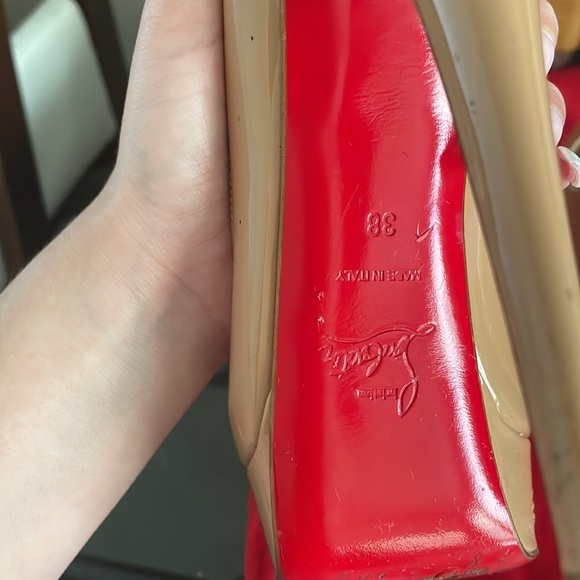 Loubiton patent leather pumps✨ - Picture 5 of 7